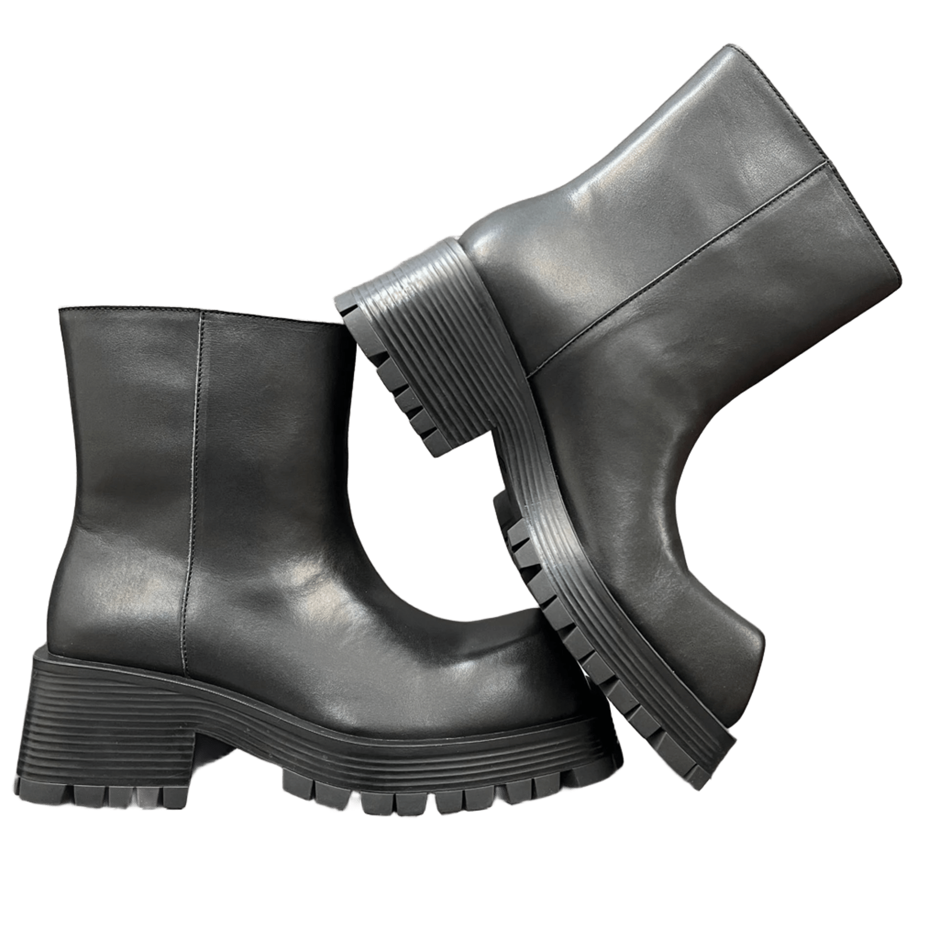 Balenciaga Unisex Black Leather Ankle Boots