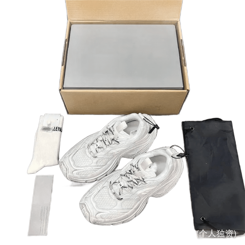 Balenciaga White Chunky Sneakers: Retro Unisex Streetwear