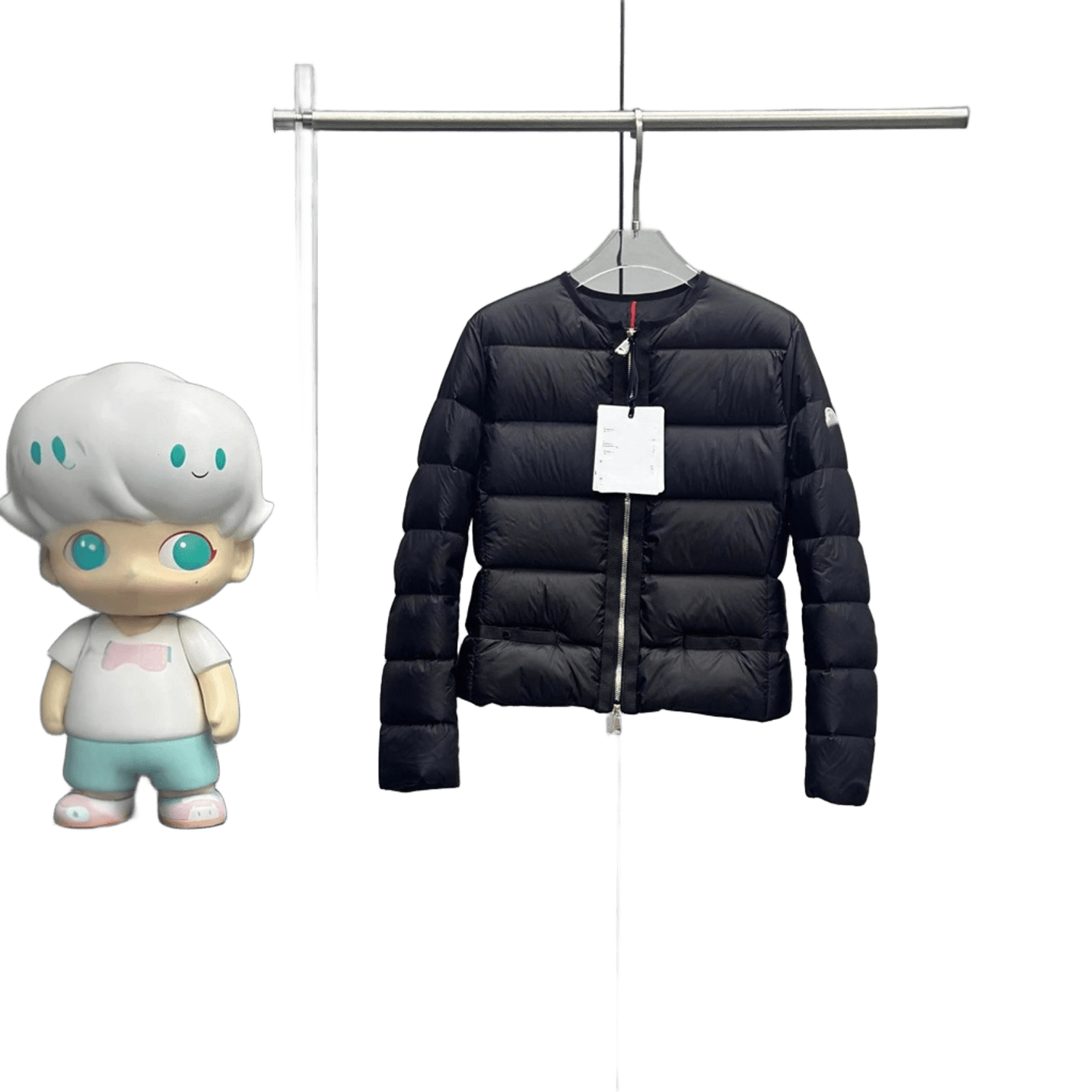 Moncler Black Down Jacket: Warm Unisex Urban Winter Coat