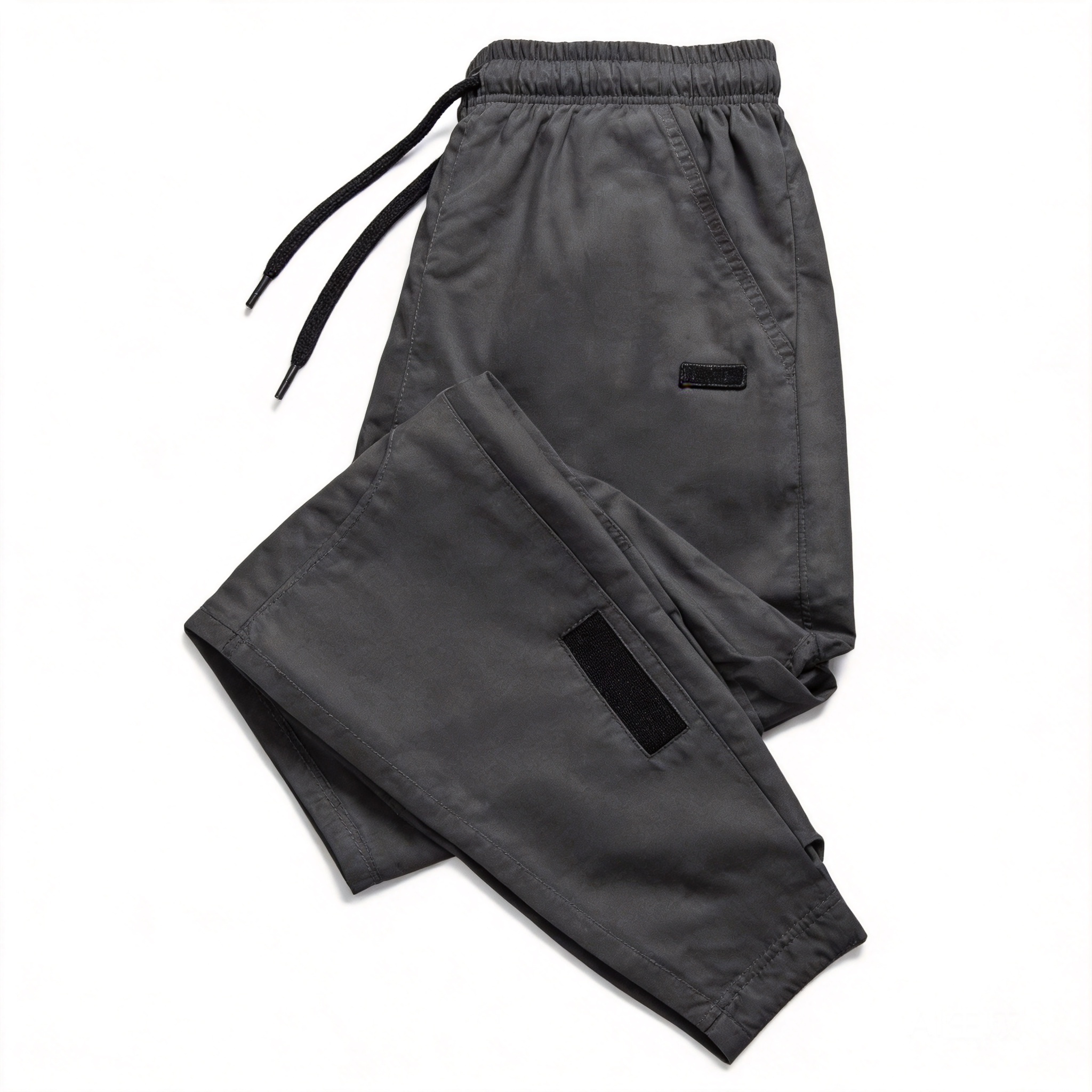 Nike Black Breathable Athletic Wear: Minimalist Unisex Sportswear